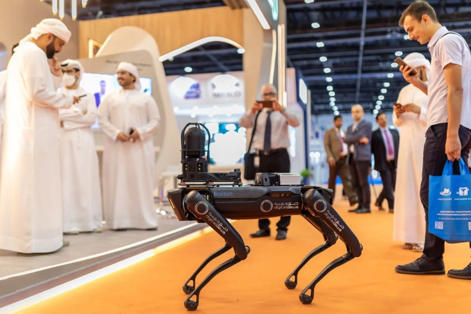 Los Emiratos Árabes Unidos apuestan por la inteligencia artificial como eje estratégico